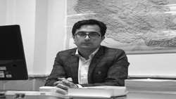 اسناد تاریخی حافظه و هویت شهر هستند